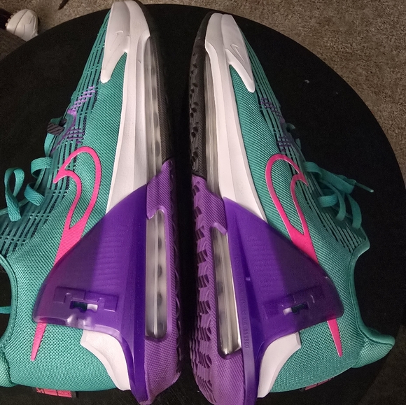 Nike LeBron WITNESS 6 EMERALD BERRY main image 8